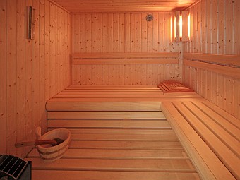 Sauna im Erdgeschoss
